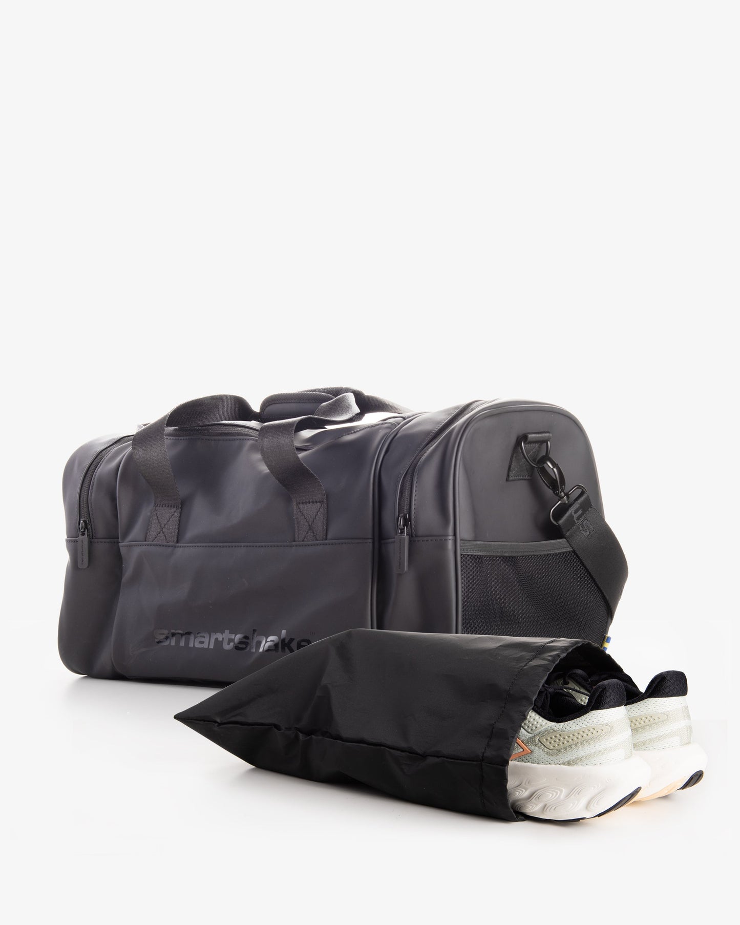 gym-bag-black-t7 Smartshake_gym_bag_Black_unassamled_24a00c8d-f290-45f6-bb42-151f345784ff.jpg