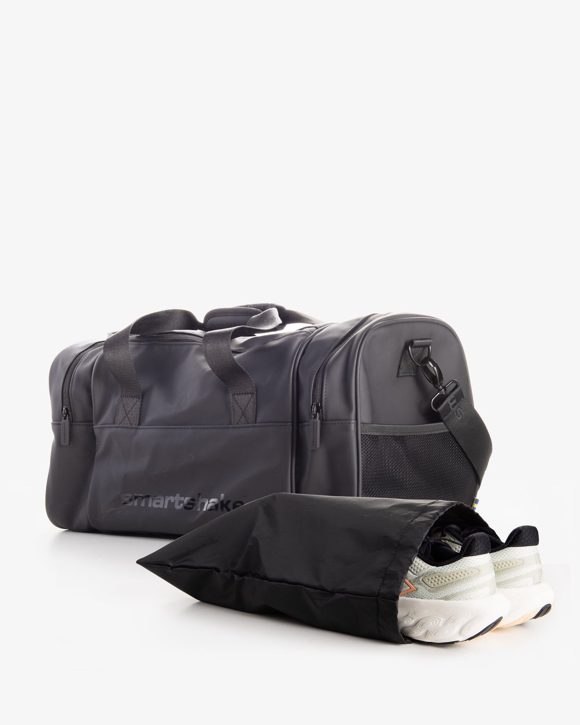 gym-bag-black-t7 Smartshake_gym_bag_Black_unassamled_24a00c8d-f290-45f6-bb42-151f345784ff.jpg